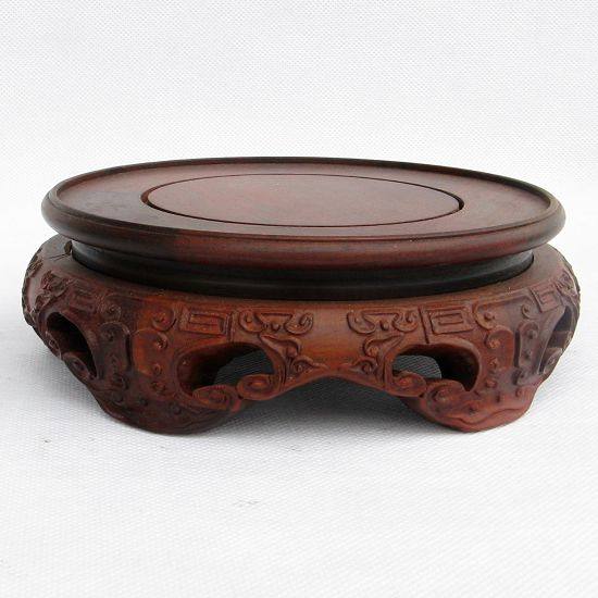 ľʯ��Լ��ľ����Ʒ��֦ľ����2012093004