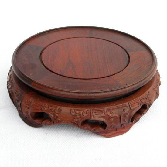 ľʯ��Լ��ľ����Ʒ��֦ľ����2012093004