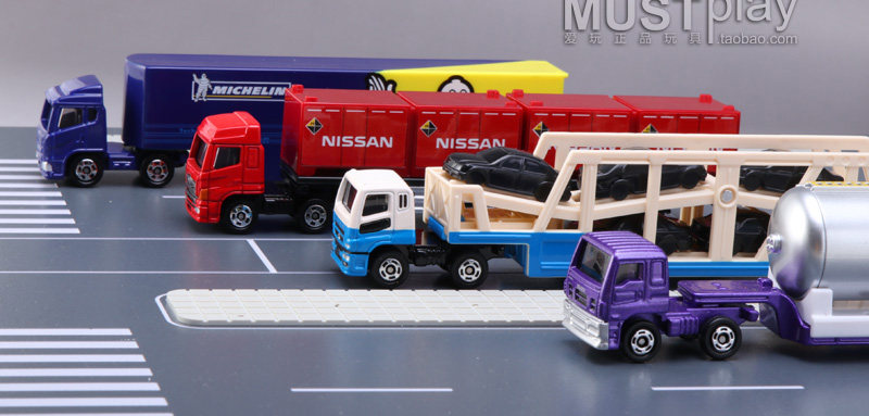 Модель машины None TAKARA TOMY TOMICA