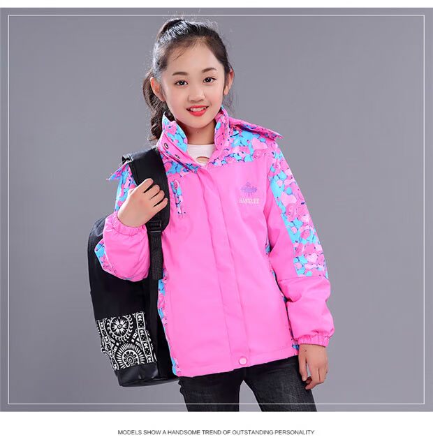 Áo khoác trẻ em có thể tháo rời quần áo leo núi ngoài trời mưa ba trong một mùa xuân và mùa thu quần áo trẻ em nữ cộng với nhung bexinhshop shop