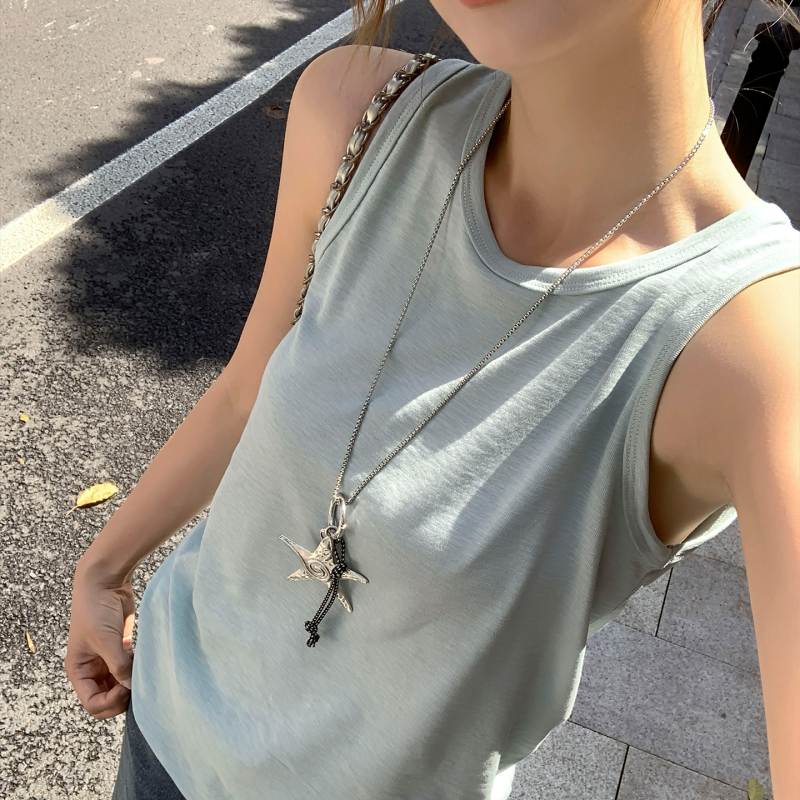 Longmei's Green Cotton and Linen Wide-Shoulder Camisole for Women, Suitable for Layering or Wearing Alone, 2026 New Spring/Summer Sleeveless Top Longmei's Green Cotton and Linen Wide-Shoulder Camisole for Women, Suitable for Layering or Wearing Alone, 2026 New Spring/Summer Sleeveless Top