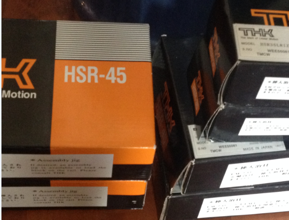 HSR15A HSR15A HSR20A HSR20A HSR30A HSR30A Japan THK flange type slider THK slide rail slider