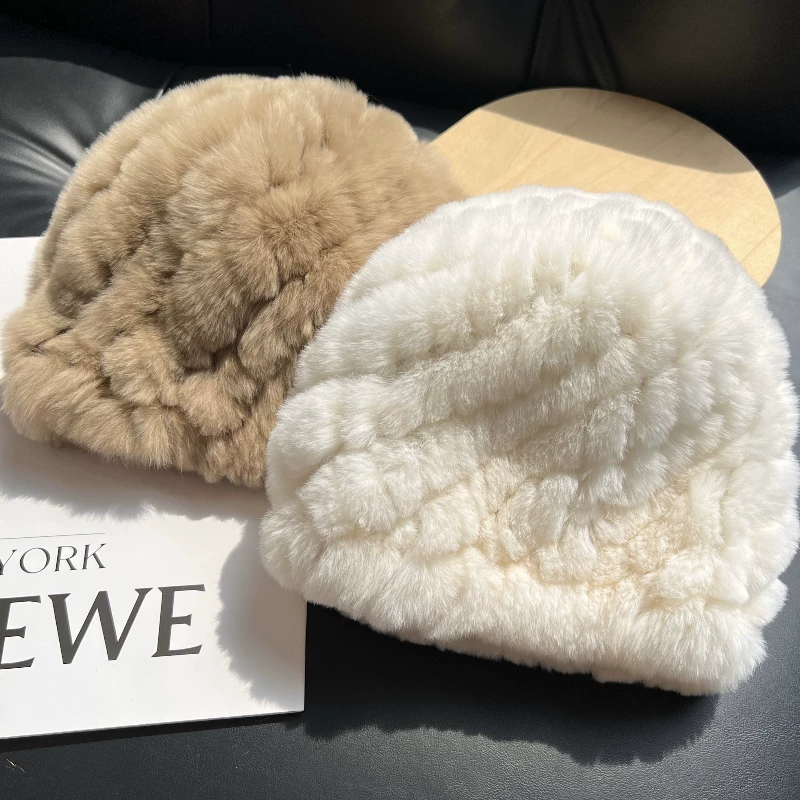 Keep warm knitted knitted hat with hood, increased thickness