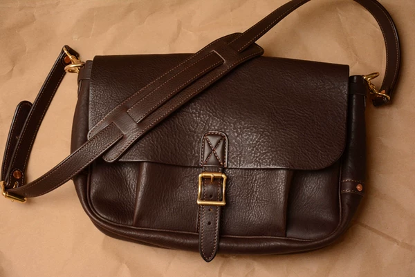 Товары от 择右皮具工坊