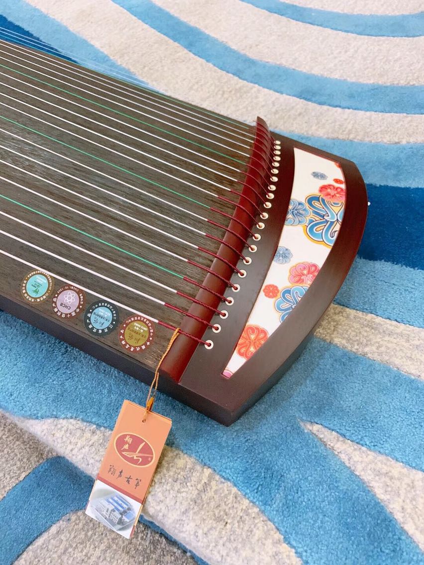 Xiang Sheng Xiao Guzheng 130cm Haitang Still