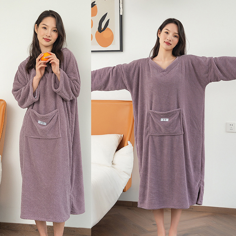 Long-Sleeved Wearable Bath Towel, Hooded Bathrobe, Wearable Cape, Bathrobe, Extra-Long Version, More Absorbent Than Pure Cotton, Bathing Dress