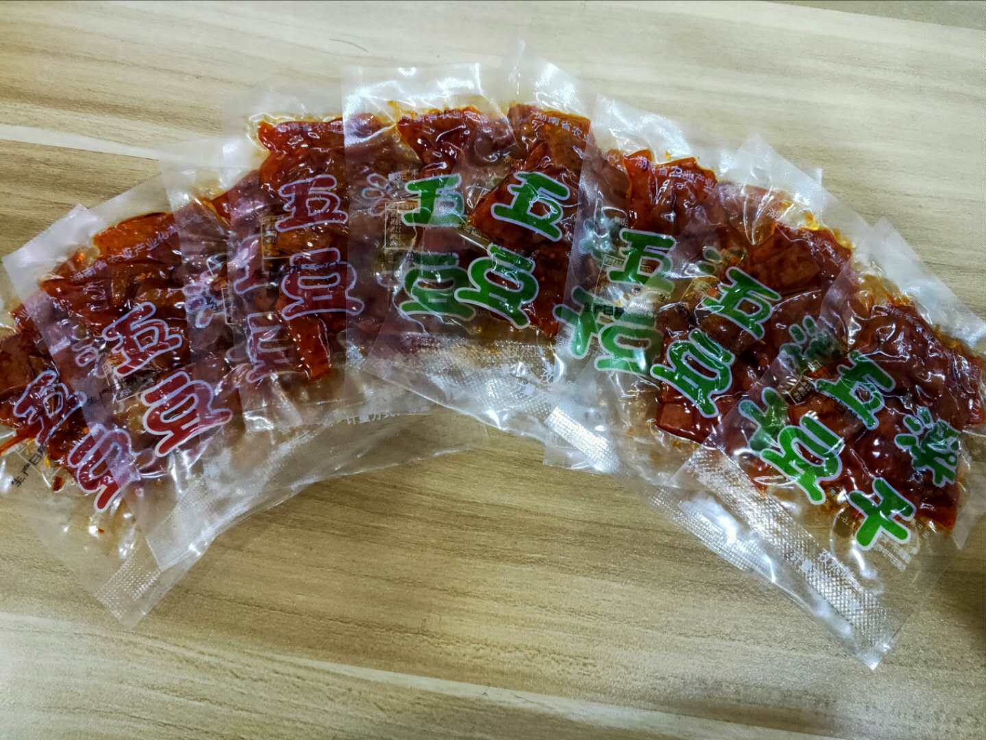  Hunan Tefic 5 creek bean dry 500G aromas spicy and delicious with small packaging snacks and spicy strips