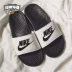 Hallelujah Nike Benassi Nike màu đen và trắng slippers dép xu hướng thể thao 343880-100 Dép thể thao