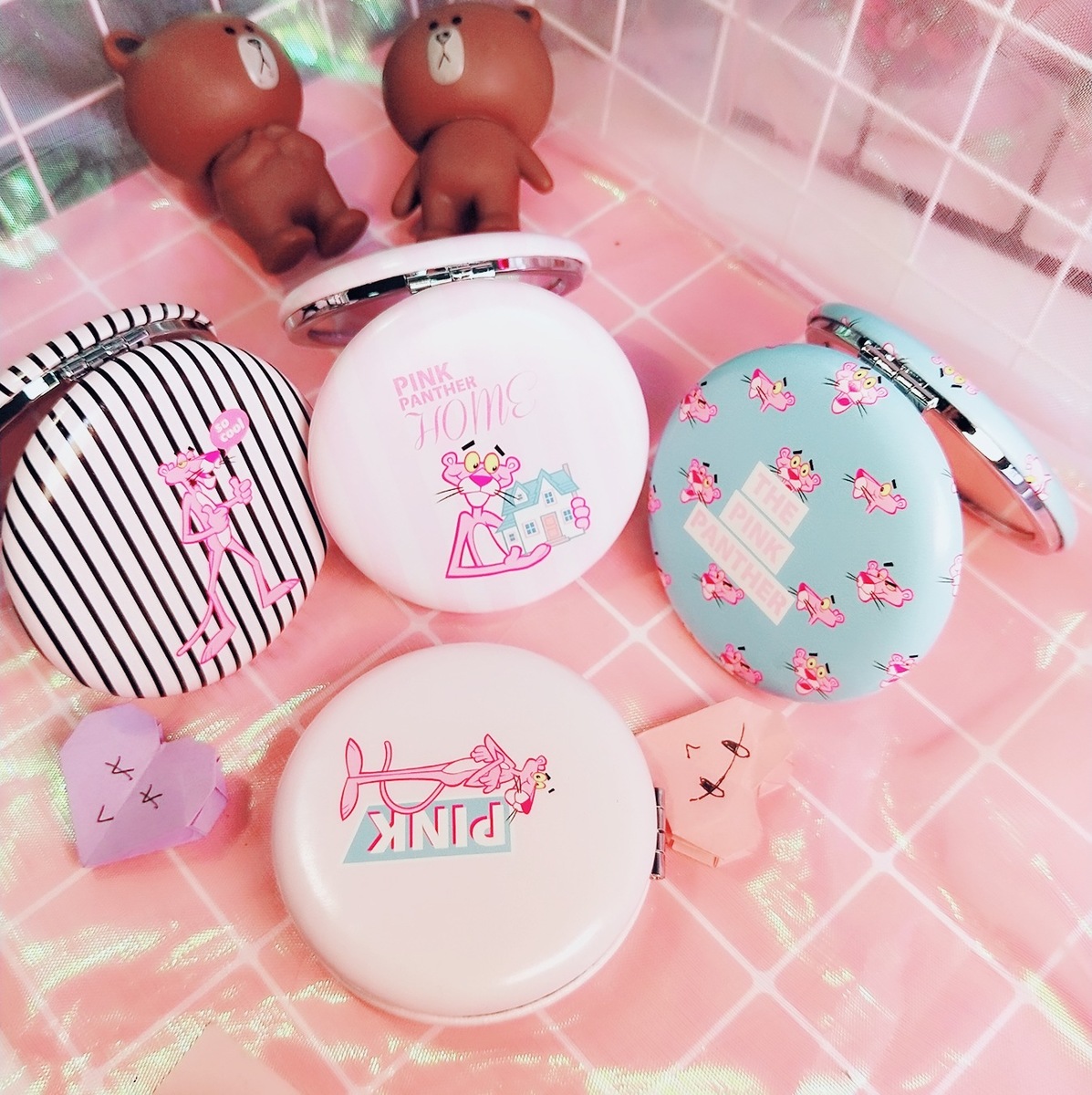Cute pink Panther pu leather double face makeup mirror portable cartoon beauty small mirror creative folding bifacial round mirror
