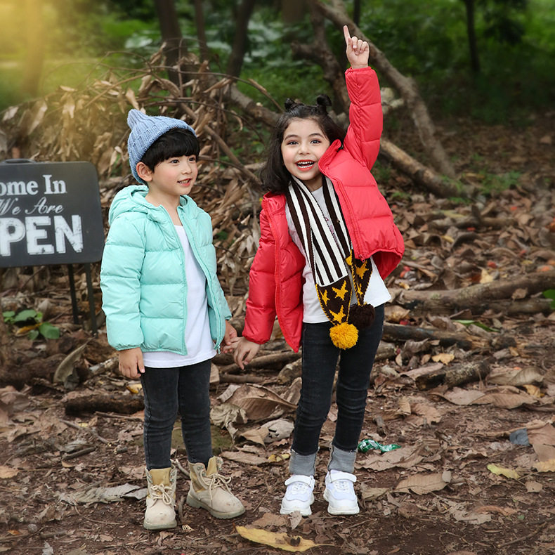 2018 new winter 90 suede baby duvet jacket small and small child short candy color down jacket thickened jacket