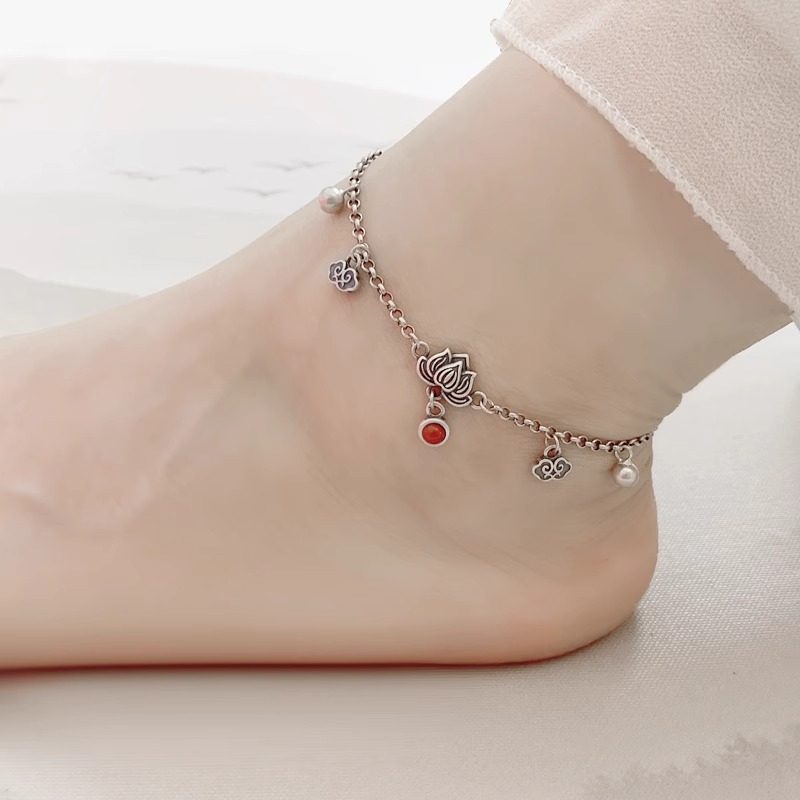 Xiangyun Bell Lotus Anklet for Women, Imitation Southern Red Agate Tassel, Exaggerated Exotic Foot Ring, 2025 New Trendy High-End Style