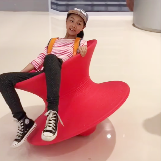 Adult swivel tops Chair 360 degrees Child tumbler Tumbler Top Stool Mall Chair Not Converse Chair Swivel Chair