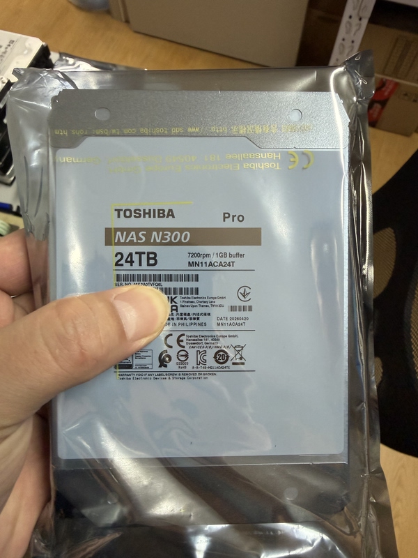 Genuine Toshiba Mn11Aca24T N300Pro 24t Nas Disk 7200 Rpm 1024Mb 1g Cache 5-Year Warranty