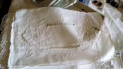 2016 May new] export UK natural color embroidery buckle hollow disc mat napkins two-piece set (T Price)