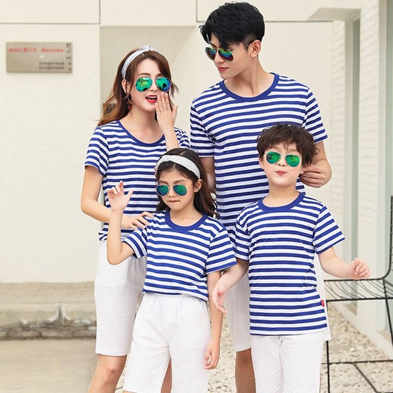 Parent-child short-sleeved striped T-shirts for a family of 4, mother and child, children's day half-sleeved navy-style t-shirt, pure cotton