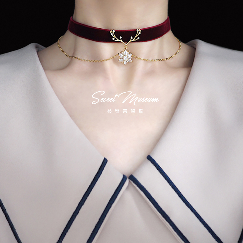 Secret Museum Original Snowflake Deer Choker Necklace Imported Burgundy Velvet Neckband Double Layer Necklace Christmas