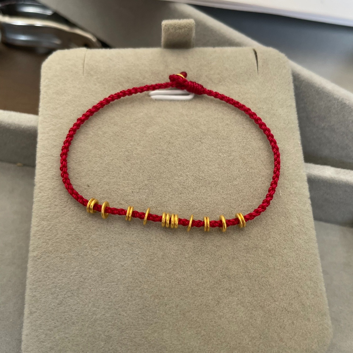 0 8mm hand knitting 24K gold 999 foot diaphragm of the life of the cow year dark red rope couple hand-hand strand