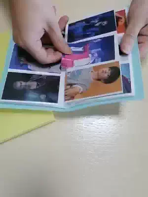 Zheng Fanxing personal photo poster photo series postcard 100 Poolo small card around the spot