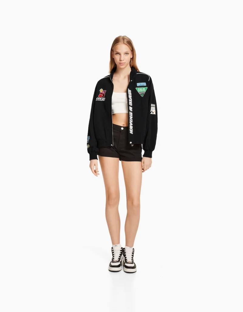 Bershka, гоночный автомобиль, наклейка, нейлоновая куртка, 3 месяца, Испания