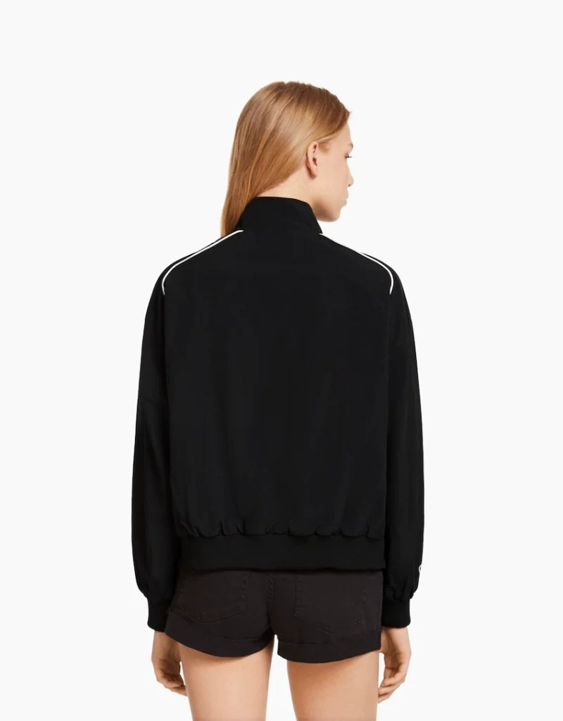 Bershka, гоночный автомобиль, наклейка, нейлоновая куртка, 3 месяца, Испания