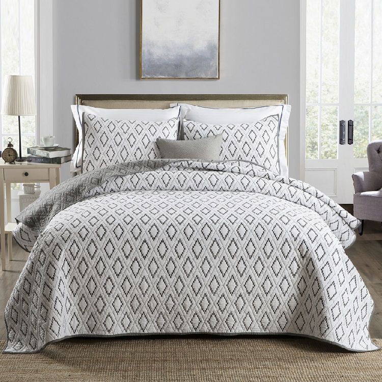 Chăn bông thêu châu Âu là ba mảnh trải giường của Mỹ xuất khẩu chăn bông quilted mùa hè chăn điều hòa mát mẻ thảm nhung trải giường