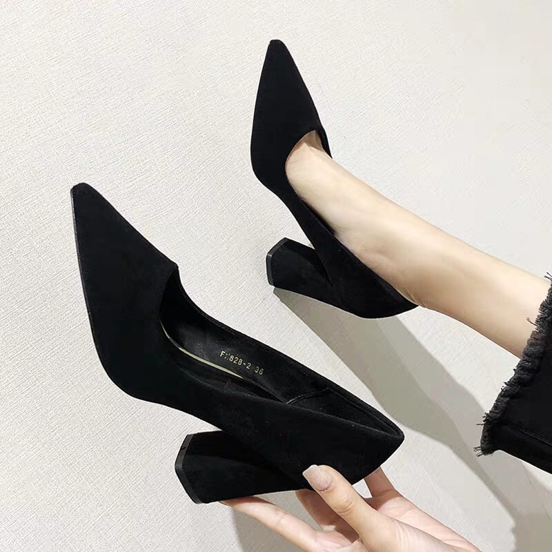 2025 Spring and Autumn New Black High Heels Women's Chunky Heel Pointed Toe Mid-Heel Professional Work Shoes Korean Style Single Shoes Shallow Mouth 2025 Spring and Autumn New Black High Heels Women's Chunky Heel Pointed Toe Mid-Heel Professional Work Shoes Korean Style Single Shoes Shallow Mouth