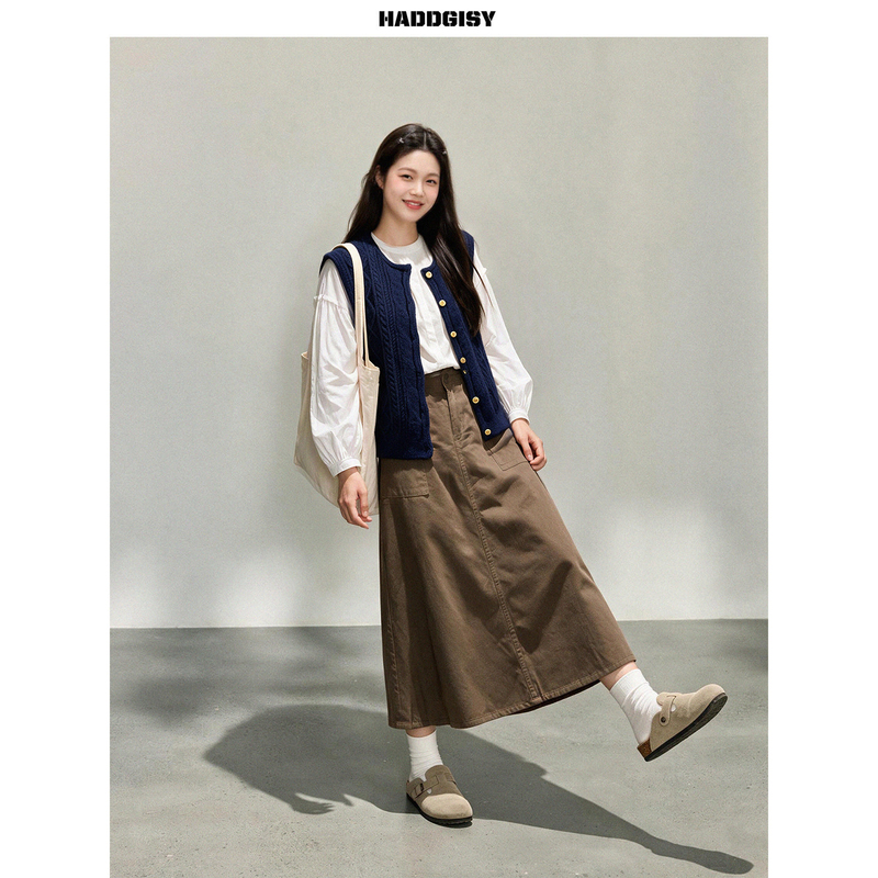 Zeng Xiaoxian Plus-Size Women's Clothing for Slightly Chubby Women, White Long-Sleeved Shirt Top, Autumn Outfit for Chubby Girls, Hip-Covering and Slimming Skirt Set