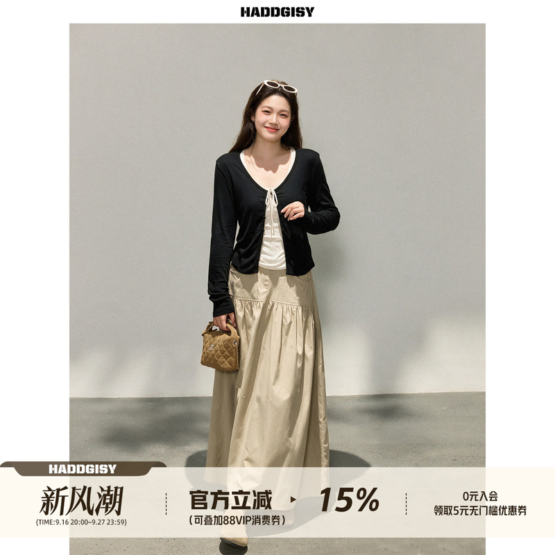 Zeng Xiaoxian Plus-Size Women's Clothing Black Long-Sleeved Knitted Cardigan Top Early Autumn Khaki Long Skirt Slightly Chubby Suit Zeng Xiaoxian Plus-Size Women's Clothing Black Long-Sleeved Knitted Cardigan Top Early Autumn Khaki Long Skirt Slightly Chubby Suit