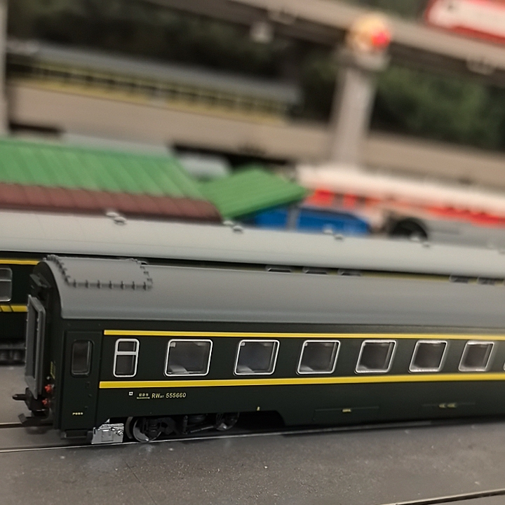 Kunter N Scale Model Train Passenger Car 25t One Section Without Box 1:160 Body Made of Plastic Non-Whistling