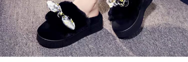 Dép cotton nữ mùa thu và mùa đông trong nhà dễ thương dày phiên bản Hàn Quốc của túi hoạt hình với đôi dép sang trọng tháng dép nữ quai ngang Biti's