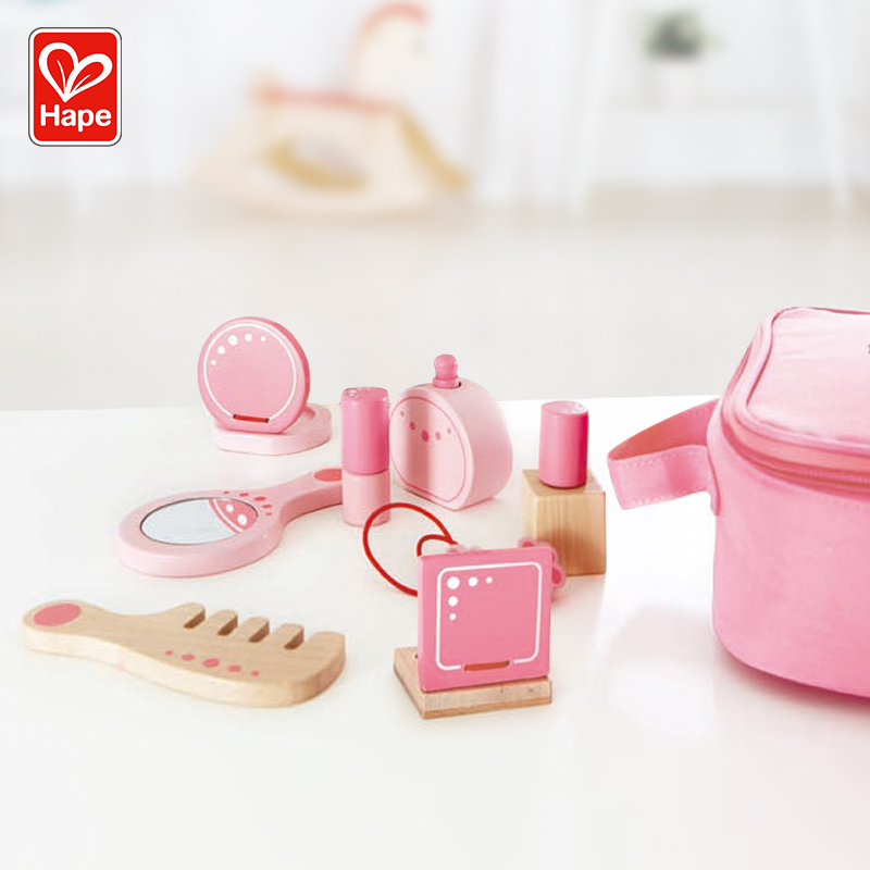 Hape Small Dressings Bag 3 + Years Old Baby Intellect Creative Emulation Child Puzzle Toy Girl Dressed Up As Family Wine