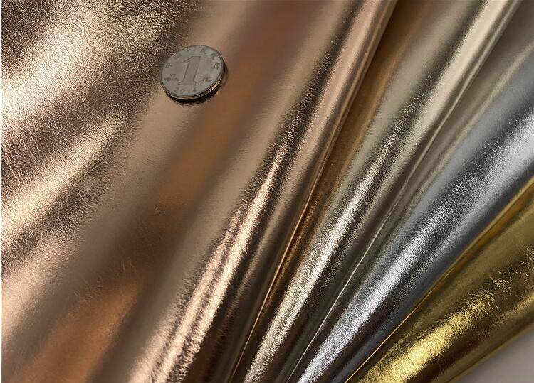 PU101贴膜人造革服装革皮革面料仿皮DIY手工柔软金属革 皮料布料详情4