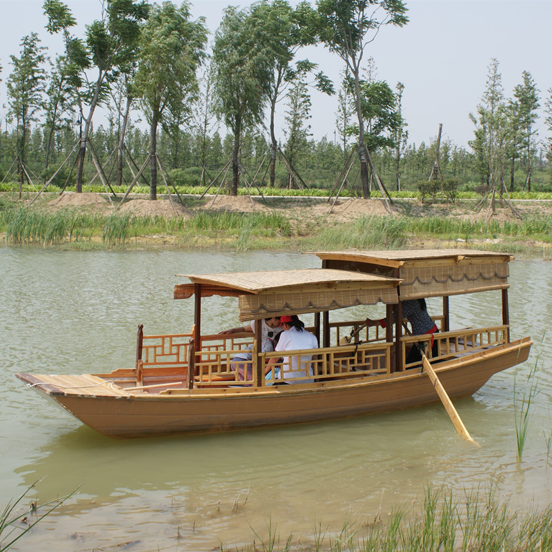 Custom Imitation Antique Electric Wooden Boat With Fluffy Shipyard Home Scenic Area Sightseeing Rocking and Powered Petrol Engined