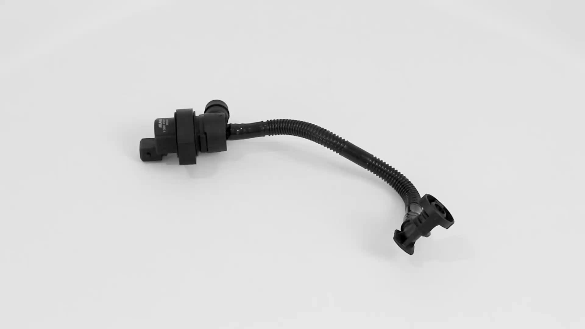 13907537113 Engine Fuel Tank Breather Valve With Pipe For Bmw 5 6 7