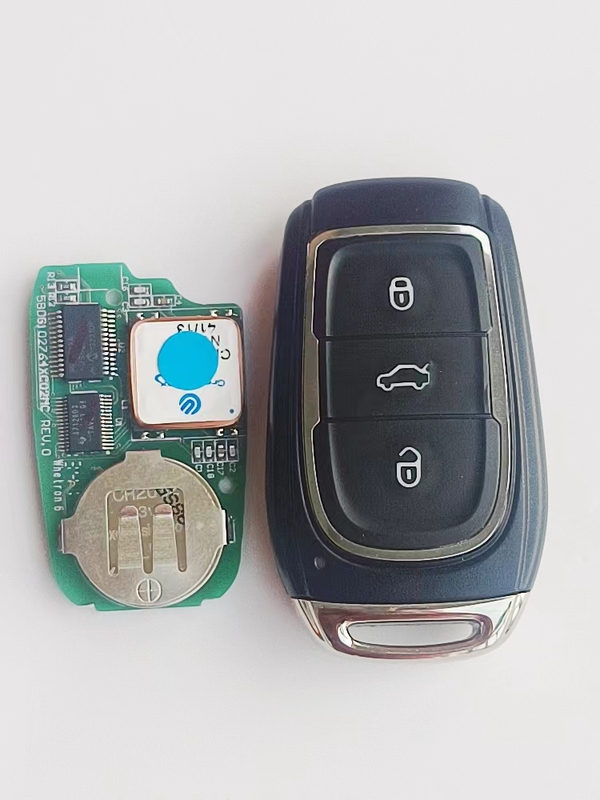 Southeast Lingzhi V5 Lingshi V6 Smart Remote Control One-Button Start Smart Replacement Shell Comes with a Special Small Key