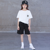 Korean girl pants 2020 summer clothes New China childrens pocket personality loose black five-point pants overalls