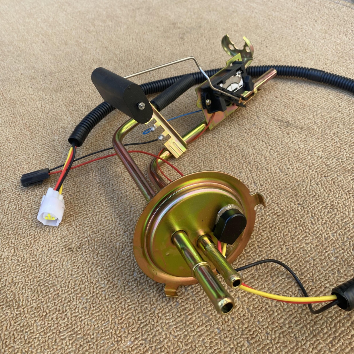 北京吉普配件2023战旗角斗士油箱选购指南,2025智能化升级趋势如何影响?