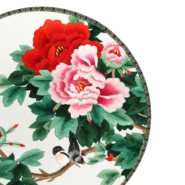 Hunan embroidery ມື embroidered ພັດລົມສອງດ້ານ embroidery ທຸລະກິດຢູ່ຕ່າງປະເທດຂອງຂວັນມໍລະດົກວັດທະນະທໍາທີ່ບໍ່ມີຕົວຕົນໃຫມ່ແບບຈີນແບບບູຮານອຸປະກອນ Hanfu