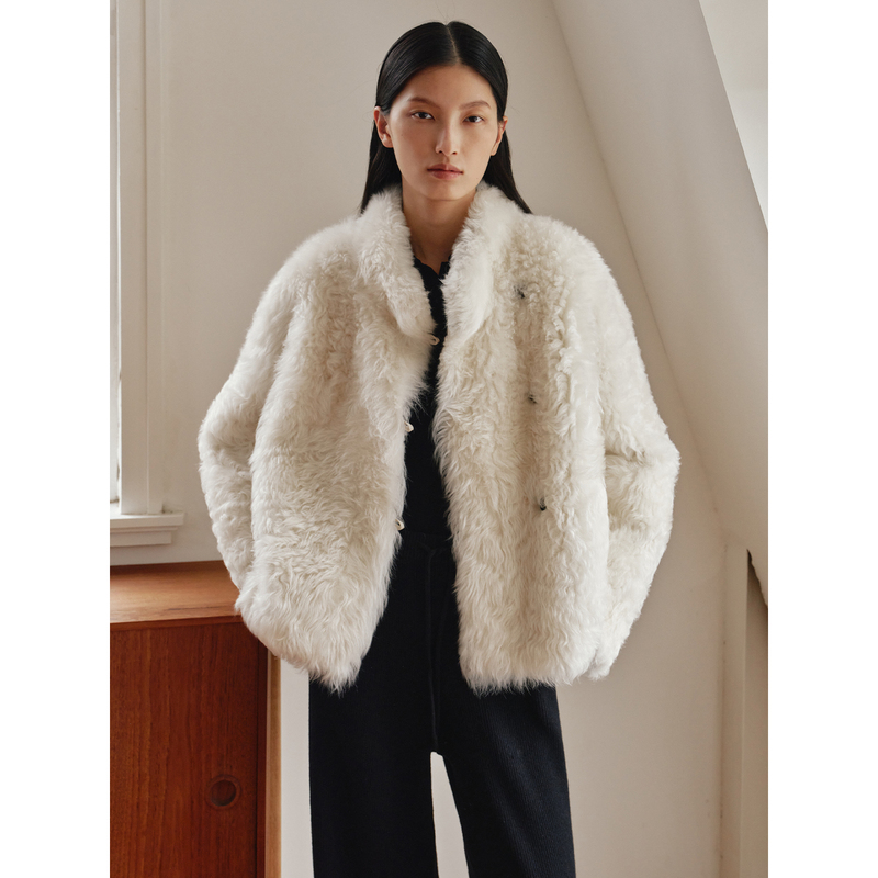 Msbeast Asymmetrical Stand Collar Oversized Tuscany Fur One-Piece Fur Coat for Women | Warm Walk in the Corridor Msbeast Asymmetrical Stand Collar Oversized Tuscany Fur One-Piece Fur Coat for Women | Warm Walk in the Corridor