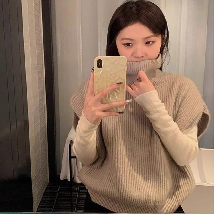 Korean-Style Oatmeal-Colored Layered Collar Sweater Vest for Women, Sleeveless Knit Top, Ribbed Knit Sweater, Turtleneck Wool Sweater