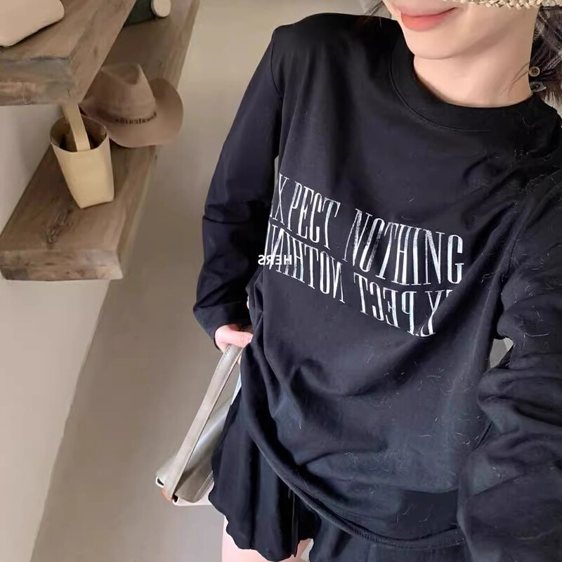 Relaxed Style Letter Print Black Long-Sleeve T-Shirt for Women, Spring and Summer Thin Semi-Sheer Cover-Up Inner Layer Top