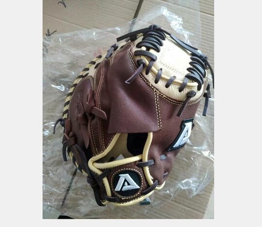 Double Eleven professional imported cowhide baseball catcher gloves, softball catcher gloves, limited edition for adults