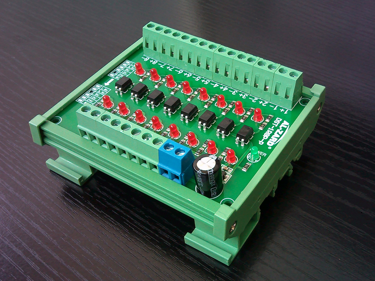 8-way photoelectric isolation module PLC signal level voltage conversion board PNP output DST-1R8P-P