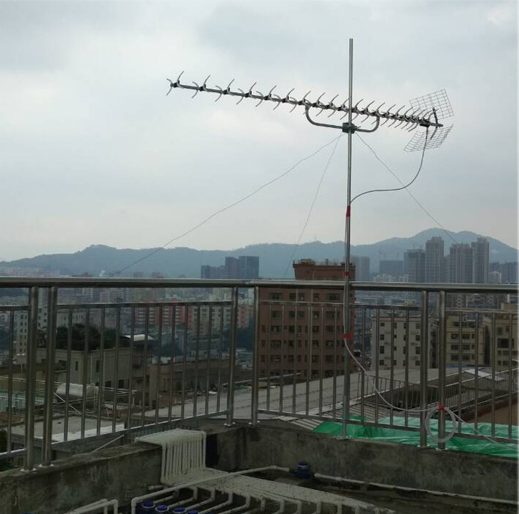 UX23 high gain dtmb remote digital digital ground wave receiving TV