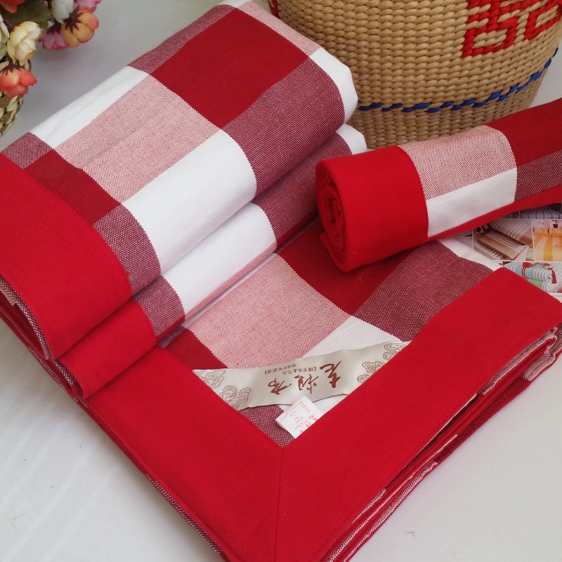 Export high-quality encrypted high-quality cotton thickened thick cloth mat four-season blanket three-piece bed sheet 1 51 8 beds