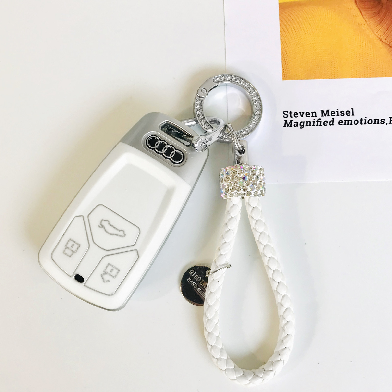 New Audi key cover A6L A6L A4L A3 Q3 A5 Q5L Q2L Q2L A8 a7 a7 a7 car female key bag shell