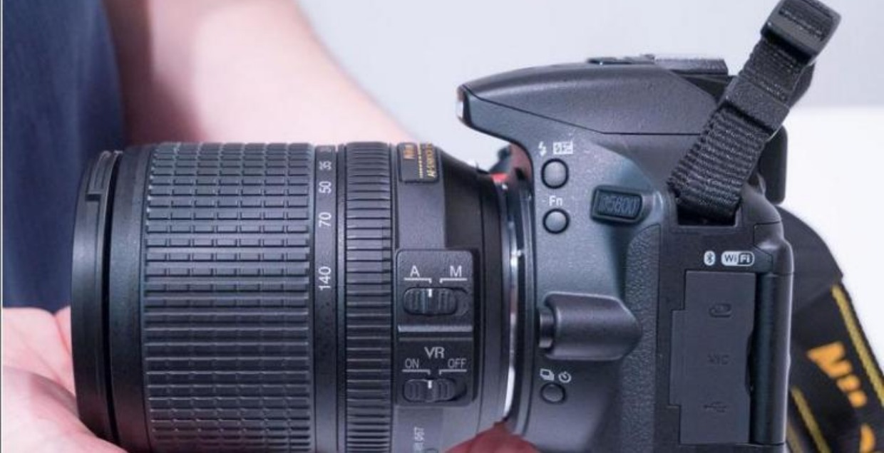 Bộ phụ kiện chống rung của Nikon / Nikon D5600 (18-140mm) - SLR kỹ thuật số chuyên nghiệp máy ảnh cho người mới