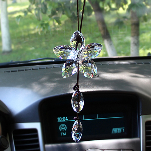 Thời trang K9 Crystal Car Mặt dây chuyền Đồ trang trí Nam và Nữ Xe ô tô Đồ trang trí nội thất Mặt dây chuyền Mặt dây xe hơi trang trí taplo xe hơi
