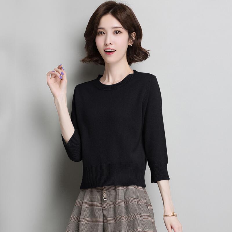 Autumn and Winter Three-Quarter Sleeve Pure Wool Base Shirt, Solid Color Ultra-Short High-Waisted Cashmere Sweater for Women, Round Neck Knitted Top Autumn and Winter Three-Quarter Sleeve Pure Wool Base Shirt, Solid Color Ultra-Short High-Waisted Cashmere Sweater for Women, Round Neck Knitted Top