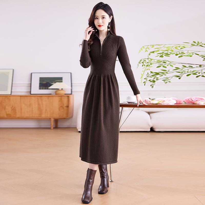 Hengyuanxiang French-Style Waist-Cinching Base Dress, Autumn and Winter Slim-Fit Long-Sleeve Knit Sweater Dress with Half-Zip